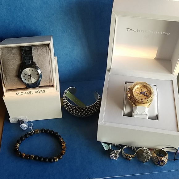 Meet your Posher, Kitty Kat Bandit!!! - Picture 1 of 1